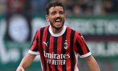 半岛体育官网-换帅效果，AC米兰新主帅领队勇夺三分