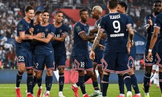 半岛体育app下载地址-巴黎圣日耳曼全队合练，准备迎战劲敌的简单介绍