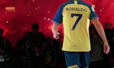 半岛体育vip注册-巴塞罗那官方宣布与前锋穆奇合同终止，转会费未曝光的简单介绍