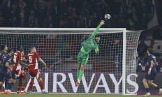 半岛体育下载-阿贾克斯力求突破困局，切尔西或或备战不足的简单介绍