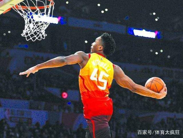 爵士队前锋阻击对手进攻证明防守实力