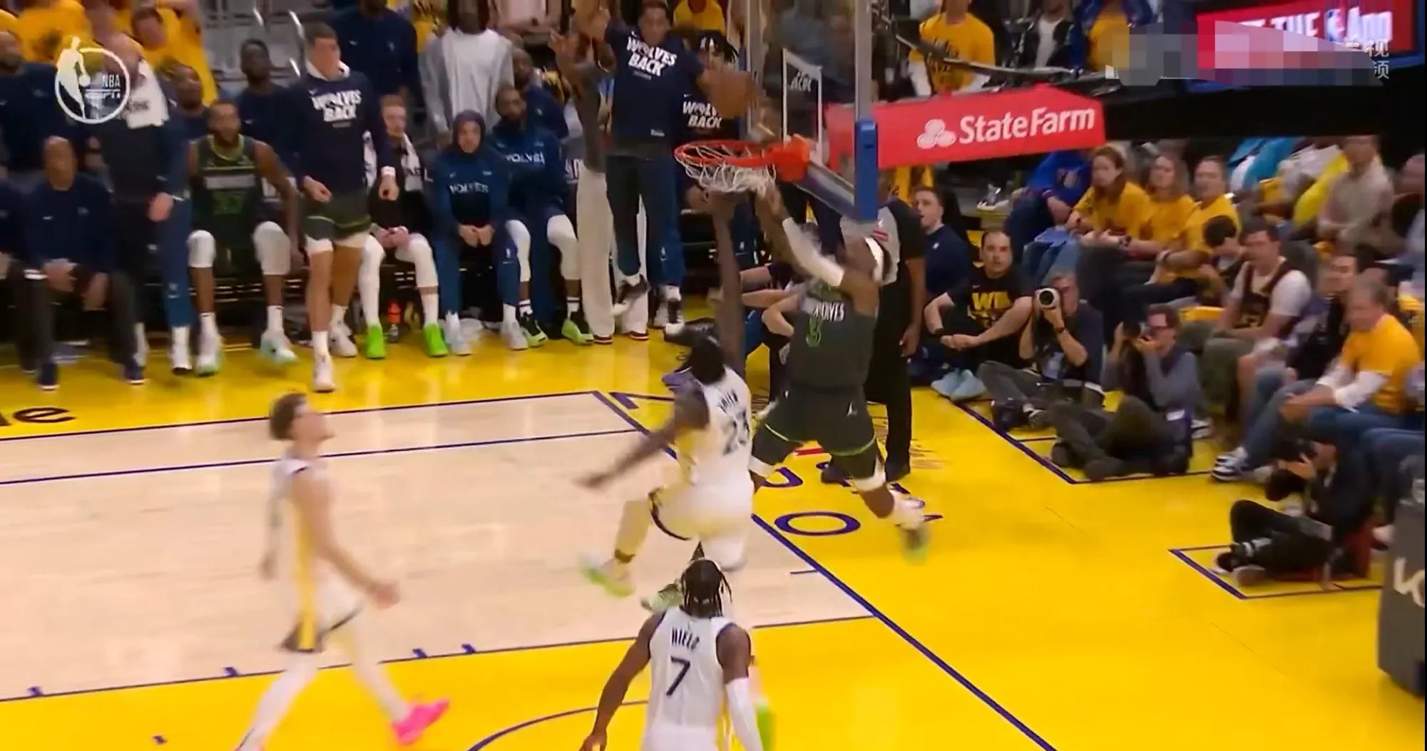 关于勇士队遭遇困难，创下防守低谷的信息