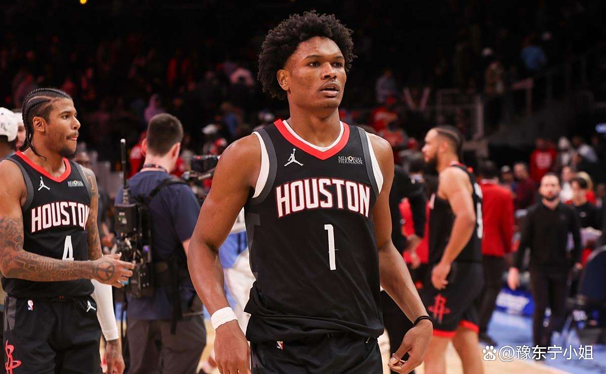 火箭三连胜,客场击溃步行者的简单介绍 火箭三连胜,客场击溃步行者的简单介绍