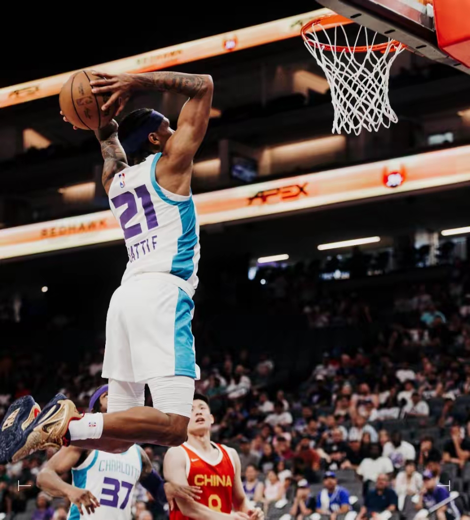 黄蜂遭遇四连败，季后赛前景渺茫的简单介绍